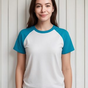 Camiseta Raglan Branco Manga Azul Cobalto Sublimação